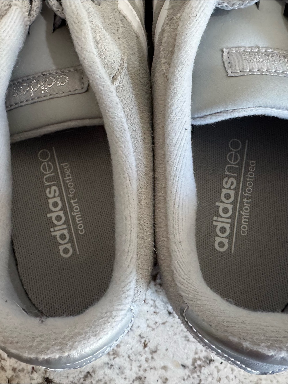 Women’s Adidas Neo Gray Suede White Size 9 with Comfort Footbed - Picture 3 of 5